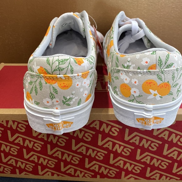 Brand new in box- Vans Doheny in citrus dawn blue size 9 1/2 - Picture 3 of 5